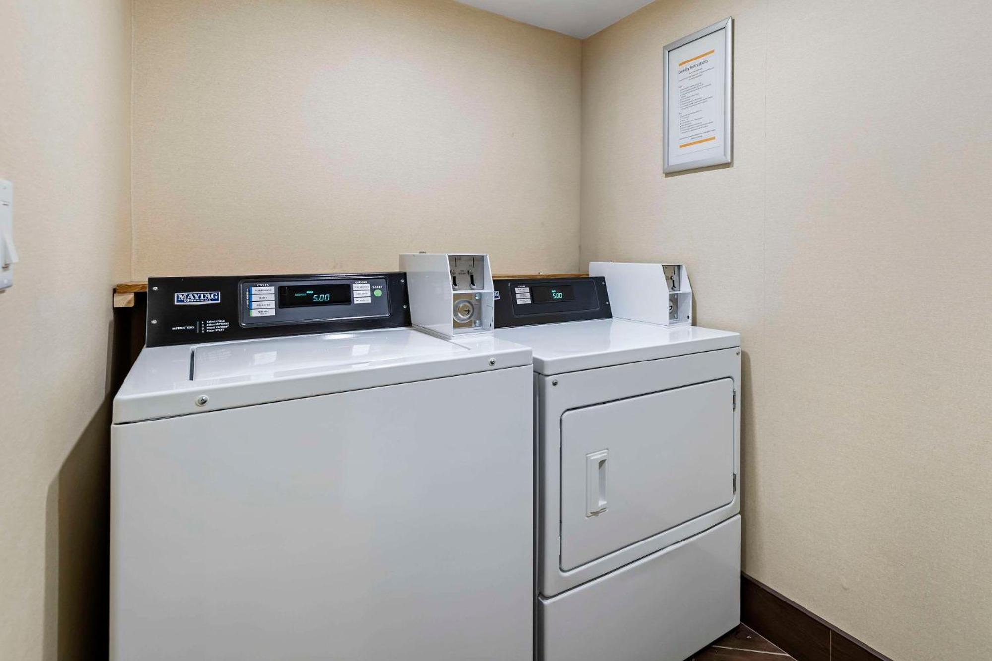 Comfort Inn Windsor Eksteriør bilde